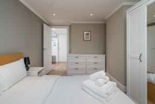 Modern Luxury Apartment, Sleeps Five, Barons Court - Londra - 3