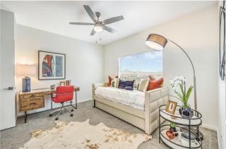 Landing at Summit on Boulder - 2 Bedrooms in Valley View - Las Vegas - 2