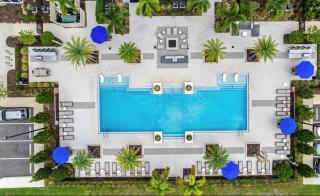 Landing at The Henry Luxury Apartments - 1 Bedroom in Sanford - Sanford - 1