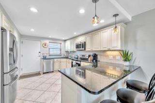 Bayshore Yacht and Tennis Club 616 - Clearwater Beach - 2