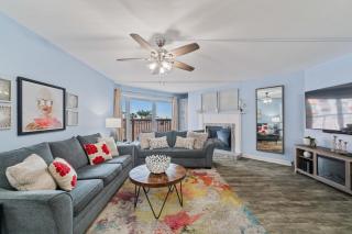 Beach Cottage Condo 2105 - Clearwater Beach - 0