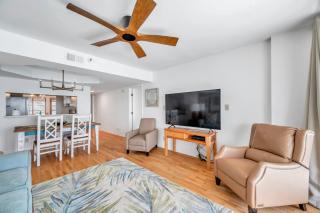 Crescent Beach Club 19C - 4