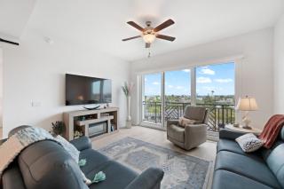 The Harbor at Town Center Unit 510 - 7