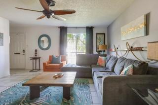 Townhome Near Beach in Galveston Furnished Patio! - Galveston - 7