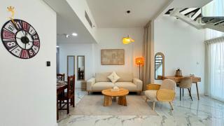Chic 2BR Oasis - Stylish Masdar City Escape Near Masdar Park & City Centre - 4