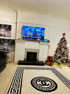 GerrardsCross-Sleeps4-Parking-PetFriendly-Wembley - Gerrards Cross - 7