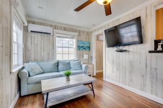 Shared Pool and Backyard Small and Cozy Guest House - Fort Lauderdale - 8