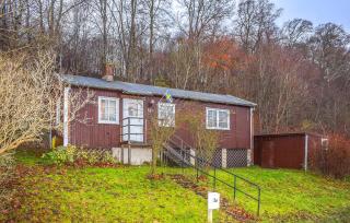 1 Bedroom Awesome Home In Båstad - 2