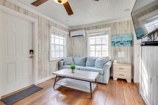 Shared Pool and Backyard Small and Cozy Guest House - Fort Lauderdale - 7