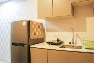 Nice and Relaxing 1BR at Gold Coast Apartment By Travelio - Jakarta - 7
