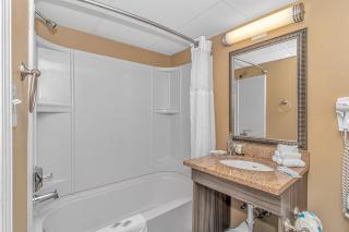 Direct Oceanfront Suite - Caravelle Resort 323 - Sleeps 4 Guests - Myrtle Beach - 3