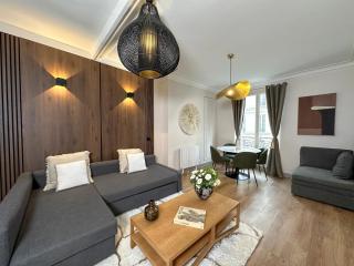 Champs Elysées area - Deluxe Family Apartments - Paris - 0