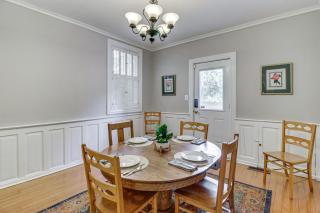 Walk to Old Town Chic Alexandria Abode with Patio! - Alexandria - 4