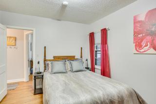 7 Mi to Downtown Minneapolis Home with Fire Pit! - Minneapolis - 3