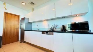 Oceanview 2BR Bliss in Al Raha with Pool n Balcony - Abu Dhabi - 6
