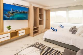 Lujo y calidez en Barcelona Condos - Cancún - 2
