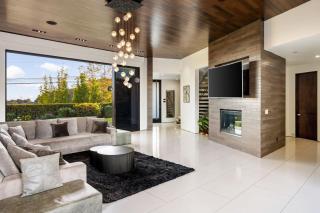 New Listing The Skyline Villa by Colby & Conrad - Los Angeles - 1