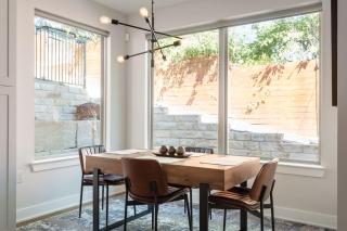 Upstay - Eastside Home w Patio BBQ - Mins to DT - Austin - 8