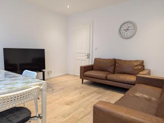 Le Vauban - appartement 2 chambres, salon, cuisine équipée, parking et wifi gratuit - 4