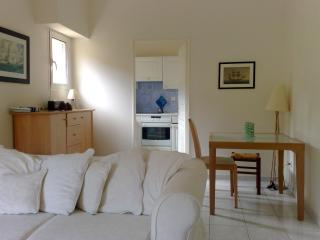 St JEAN CAP FERRAT CENTRAL CONTEMPORARY LOVELY WIFI - Saint-Jean-Cap-Ferrat - 2