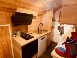 Charmant 3 pièces savoyard avec balcon, cheminée, proche commerces et remontées mécaniques - FR-1-459-18 - La Clusaz - 7
