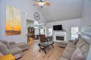 New 5 Star Luxury Home Sleeps 22 Near Airport - Union City - 9