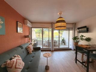 COSY APPART LE COUCHANT 4 Pers - CLIM, BALCON,PISCINE,PLAGE 5 MIN, LA GRANDE MOTTE - La Grande-Motte - 9