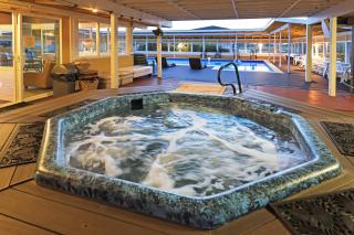 Beachwood Condos & Resort - 6