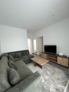 Garden Boutique Hotel - Tirana - 8