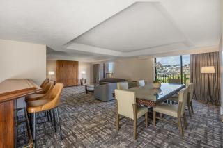 Crowne Plaza Hotel Mission Valley by IHG - San Diego - 2