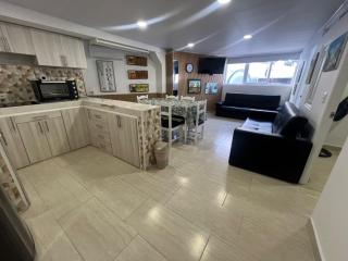 Hansa Bay Apartment 103 - - 0