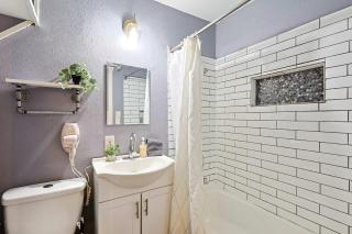 Comfy and Modern Holiday Lofts in FW - 7