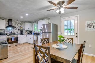 Peaceful Allegany Home, Walk to SBU! - Allegany - 4