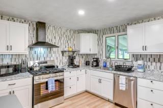 Peaceful Allegany Home, Walk to SBU! - Allegany - 3