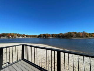 Lake Panamoka Bliss 3BR High End Home Lakeside Pristine Views - - 7