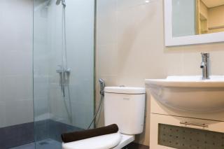 Nice 2BR Apartment at Maqna Residence By Travelio - Jakarta - 6