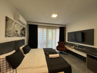 Courtyard Holiday Resort Studio - 9