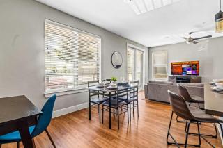 Gracious 2BD 2BA with Beautiful Pool in Fort Worth - Fort Worth - 4