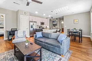 Gracious 2BD 2BA with Beautiful Pool in Fort Worth - Fort Worth - 2