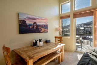 Crestview Large 2BR/2.5BA with loft - 4