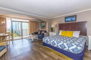 Ocean View King Suite with Beautiful Decor Caravelle Resort 510 Sleeps 4 Guests - Myrtle Beach - 8