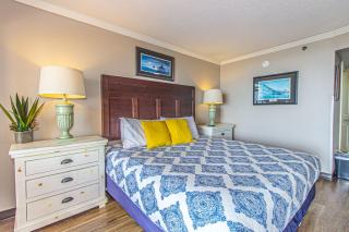 Ocean View King Suite with Beautiful Decor Caravelle Resort 510 Sleeps 4 Guests - Myrtle Beach - 2