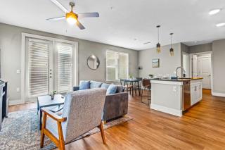 Mesmerizing 2BD 2BA w Beautiful Pool in Fort Worth - Fort Worth - 9
