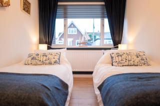 Pet-Friendly & Accessible, SeaViews - SheppeyStays - Minster - 2