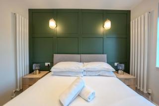 Beautiful 2 Bedroom Home - Cambridge - 2