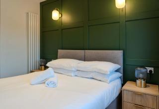 Beautiful 2 Bedroom Home - Cambridge - 6