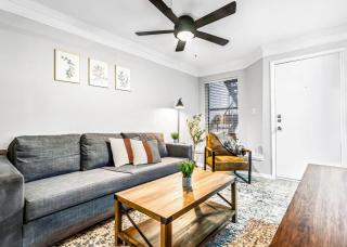 Modern 1BR Retreat Pool 10 Minutes to Austin - Austin - 4