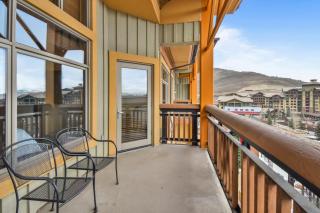 Sundial Penthouse in Canyons Village, patio, outdoor pool & hot tub, walk to hiking/biking C411 - Park City - 4
