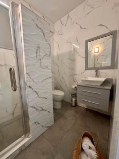 Beachtown Luxury Villas Apt 101 - Aguadilla - 7