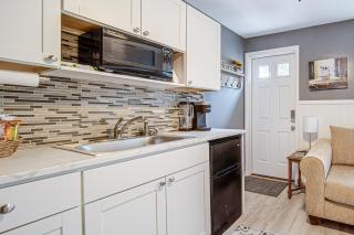 Charming Geneva Vacation Rental about 5 Mi to Lake! - 2